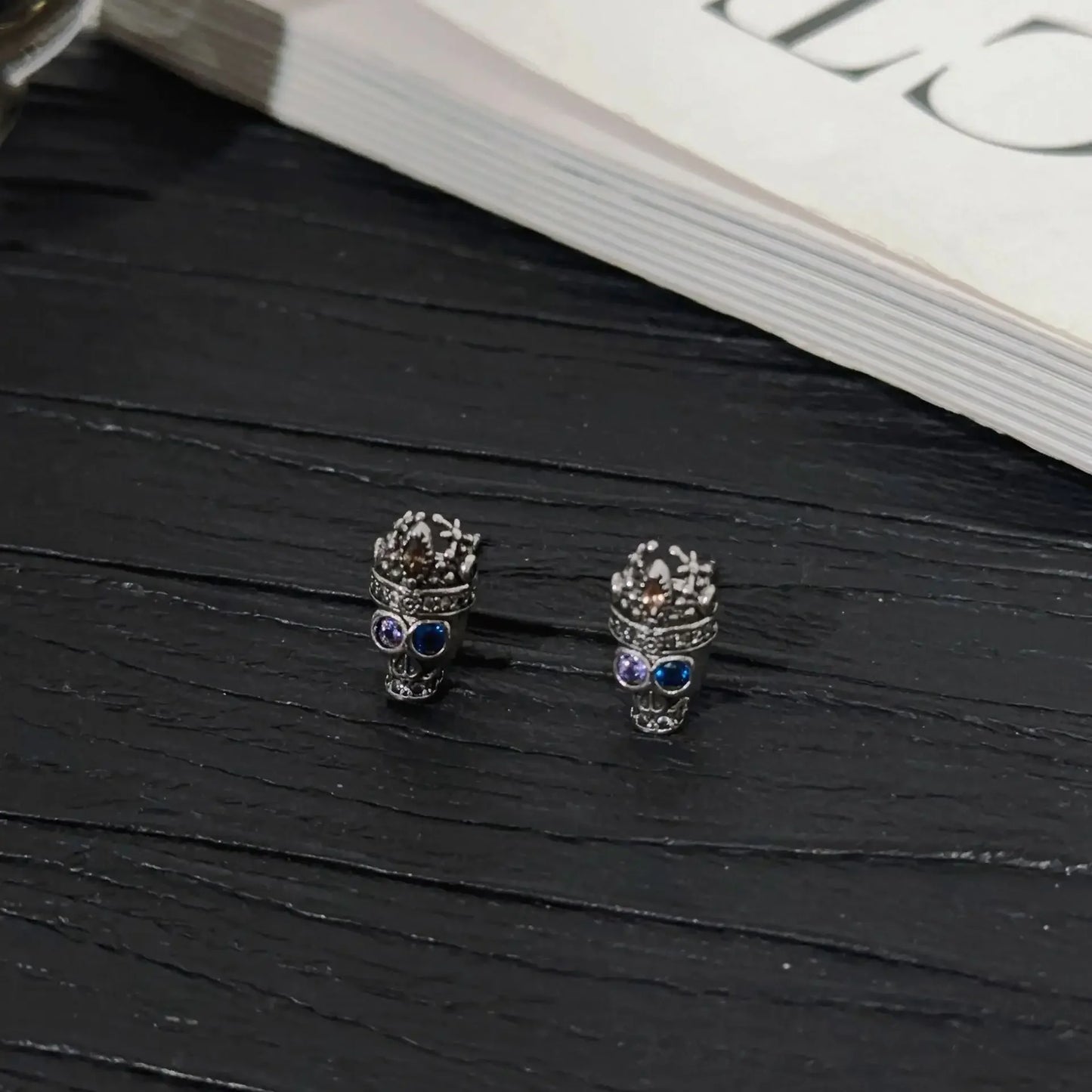 Trendy Ins Sensibility Cold Design Skull Earring Ring Bracelet For Men And Women Same Style Earrings Ringins Trendy New Wholesal